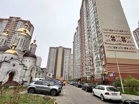 квартира за адресою Бориса Гмирі вул., 12-Б