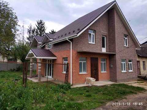 будинок за адресою Центральна, 111