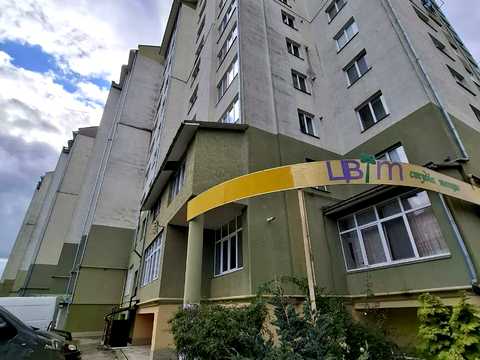 комерційна за адресою Ольги Кисілевської вул., 42