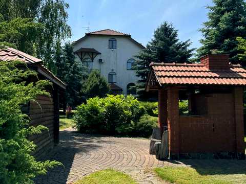 дом по адресу затишна, 5