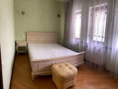 будинок за адресою Академічна вул., 10