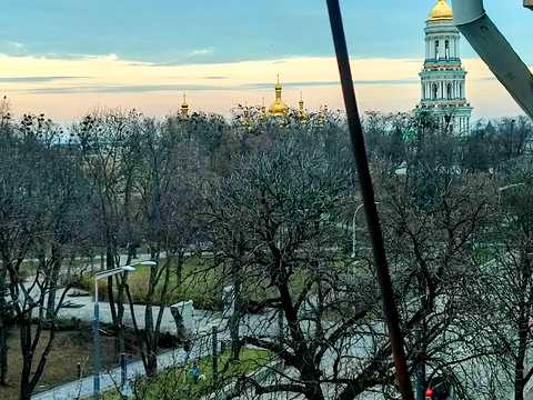 квартира за адресою Новонаводницька вул. (Лаврська), 24