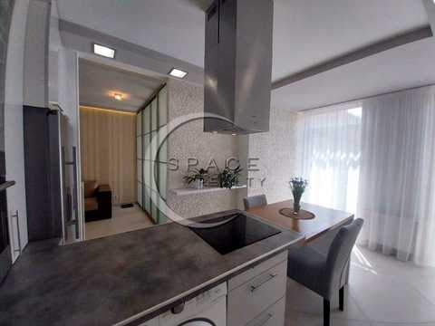 квартира за адресою Регенераторна вул., 4 к3