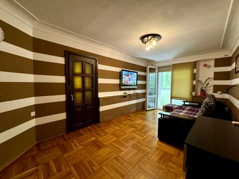 квартира по адресу Автостроя ул., 8