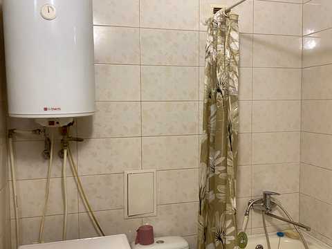 квартира за адресою Наукова вул., 42