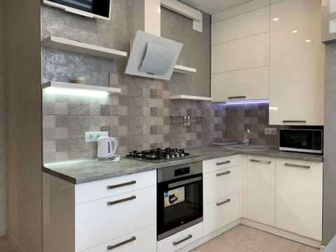 квартира по адресу Практичная, 3