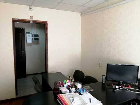 комерційна за адресою Калинова вул., 68