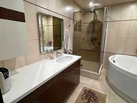 квартира за адресою Фабрично-Заводська вул., 30