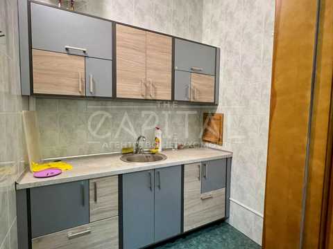 комерційна за адресою Кудрявська вул., 13-19