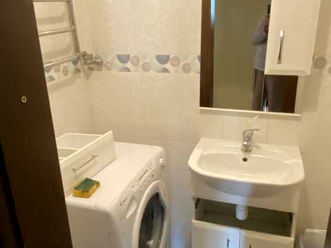 квартира за адресою Осіння вул., 33
