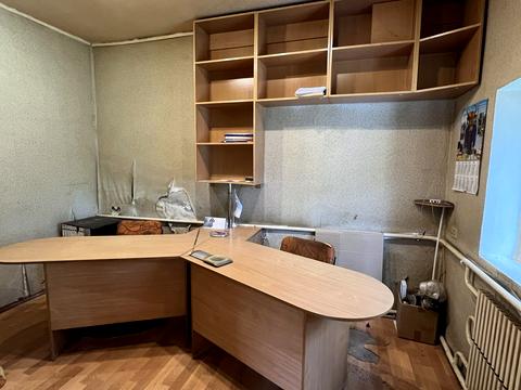 комерційна за адресою Петропавлівська вул. (Челюскінців), 5