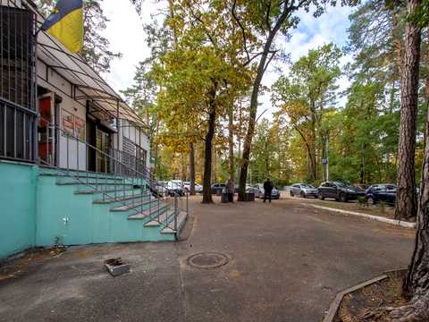 комерційна за адресою Мінеральна вул., 7-Е