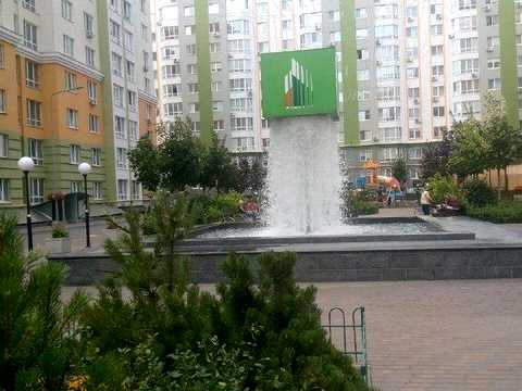 комерційна за адресою Жулянская , 1г