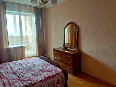 квартира за адресою Анни Ахматової вул., 16-Б