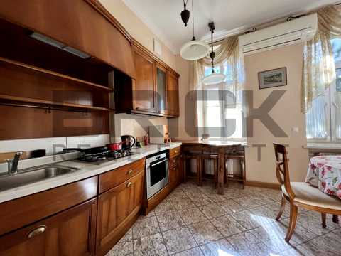квартира по адресу Банковая ул., 1/10