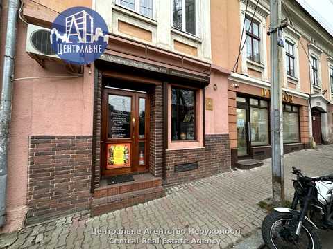 комерційна за адресою Руська, 36
