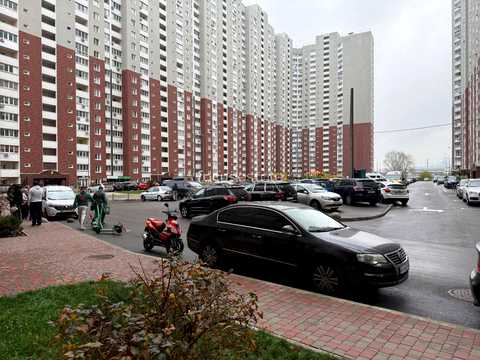 комерційна за адресою Балтійський пров., 3-А