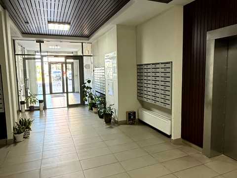 квартира за адресою Олександра Олеся вул., 4-А