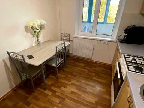квартира за адресою Йорданська вул. (Лайоша Гавро), 24-Б