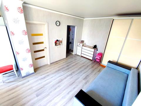 квартира за адресою Владислава Бувалкіна вул., 62