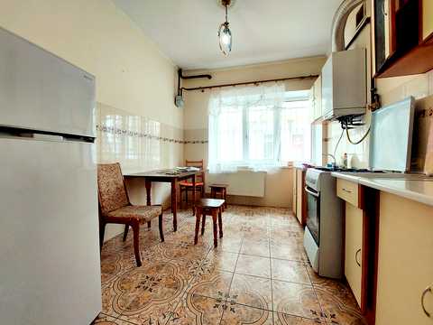 квартира за адресою Роксоляни вул., 6