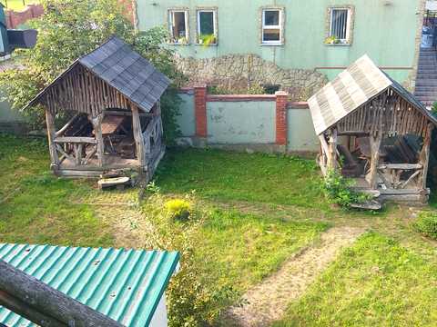 коммерческая по адресу Львовская ул., 11