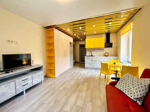 квартира за адресою Лоцманський пров., 9д