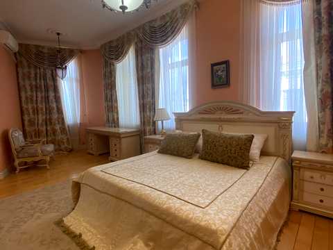 квартира по адресу Рыльский пер., 3