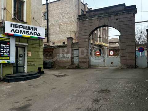 комерційна за адресою Кривий Ріг, Поштовий просп. (Карла Маркса), 28