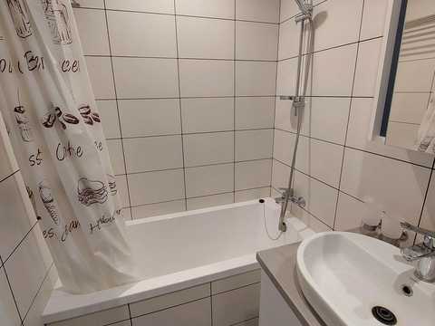 квартира за адресою 23 Серпня вул., 51б