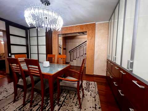 квартира по адресу Небесной Сотни ул., 10/1
