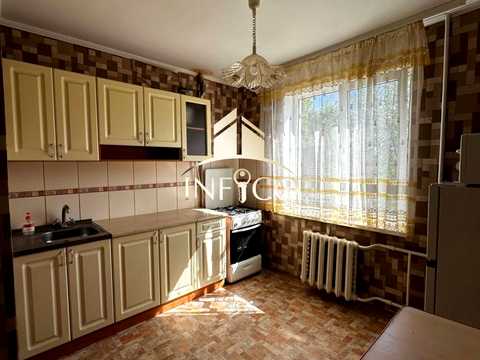 квартира за адресою Героїв Майдану вул. (Гайдара), 5