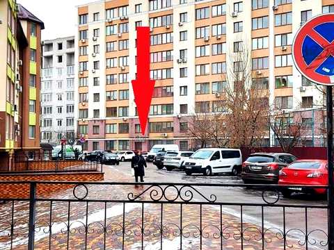 коммерческая по адресу Гетьманська ул., 9