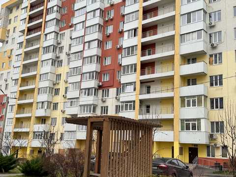 квартира по адресу Гвардейцев-Широнинцев ул., 74-Г