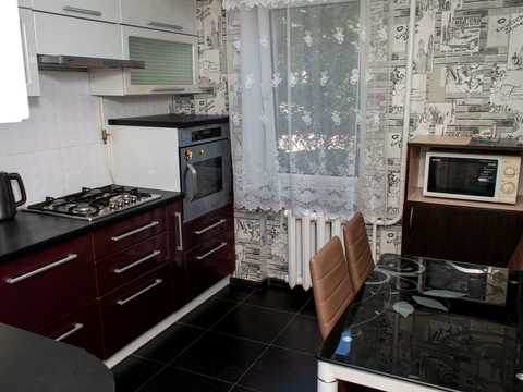 квартира за адресою В'ячеслава Чорновола вул., 40