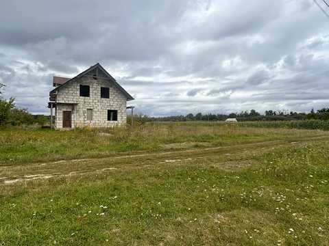 ділянка за адресою Садова