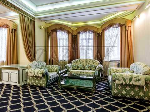 коммерческая по адресу Патріарха Володимира Романюка ул. (Жовтнева), 2Б