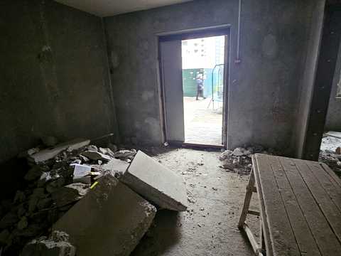 комерційна за адресою Миколи Вінграновського вул., 2
