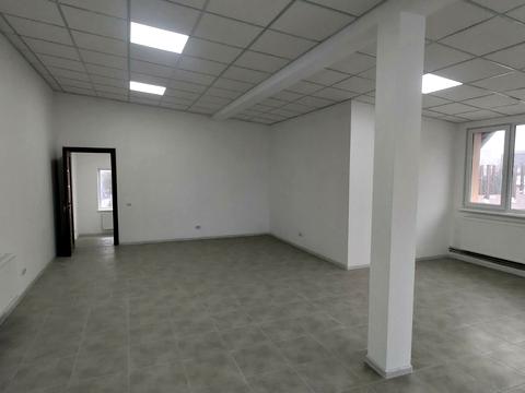 комерційна за адресою Героїв УПА вул., 73