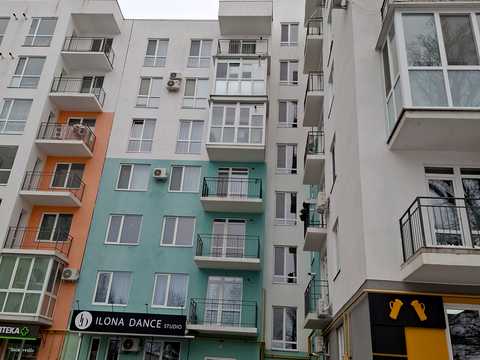 квартира за адресою Центральна вул. (Мічуріна), 12