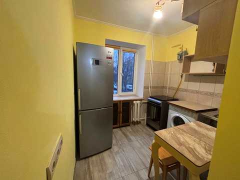 квартира за адресою Володимира Великого вул. (Артема), 3