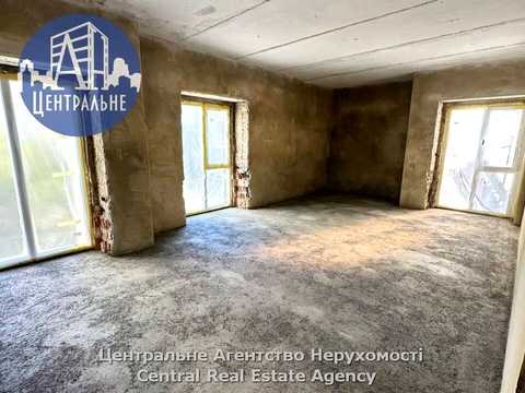 комерційна за адресою Чернівці, Сергія Скальда вул. (Комарова), 31-В