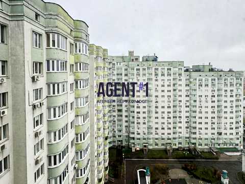 квартира за адресою Печерська вул., 6