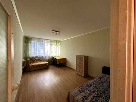 квартира за адресою Мілютенка вул., 17-А