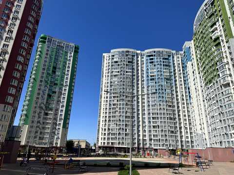 квартира за адресою Київ, Каховська вул., 62-А