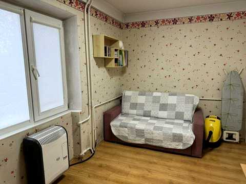квартира за адресою Високовольтна вул., 12