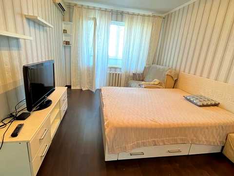 квартира по адресу Евгения Чикаленко ул., 52/3