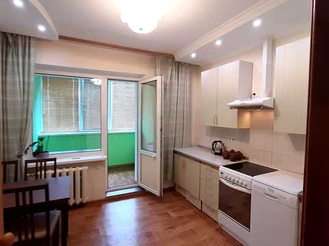 квартира за адресою Драгоманова вул., 1-К