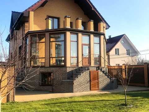 дом по адресу Садова ул.