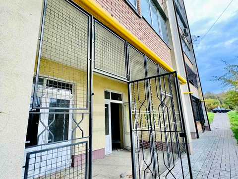 комерційна за адресою Джона Леннона вул., 35